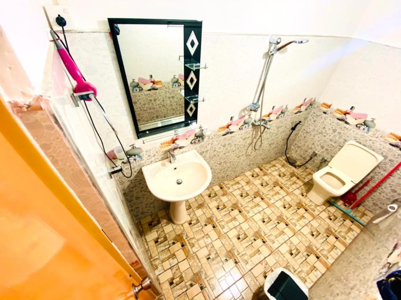 אלה Nice View Guest House & Restaurant מראה חיצוני תמונה