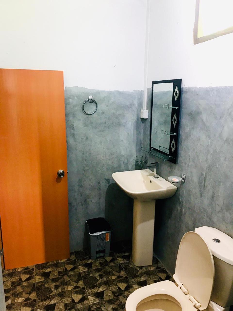 אלה Nice View Guest House & Restaurant מראה חיצוני תמונה