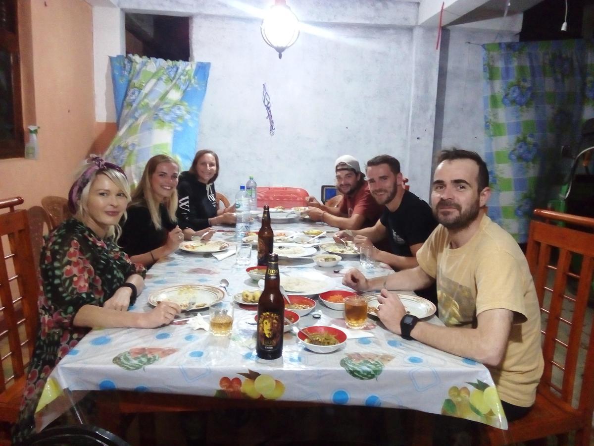 אלה Nice View Guest House & Restaurant מראה חיצוני תמונה